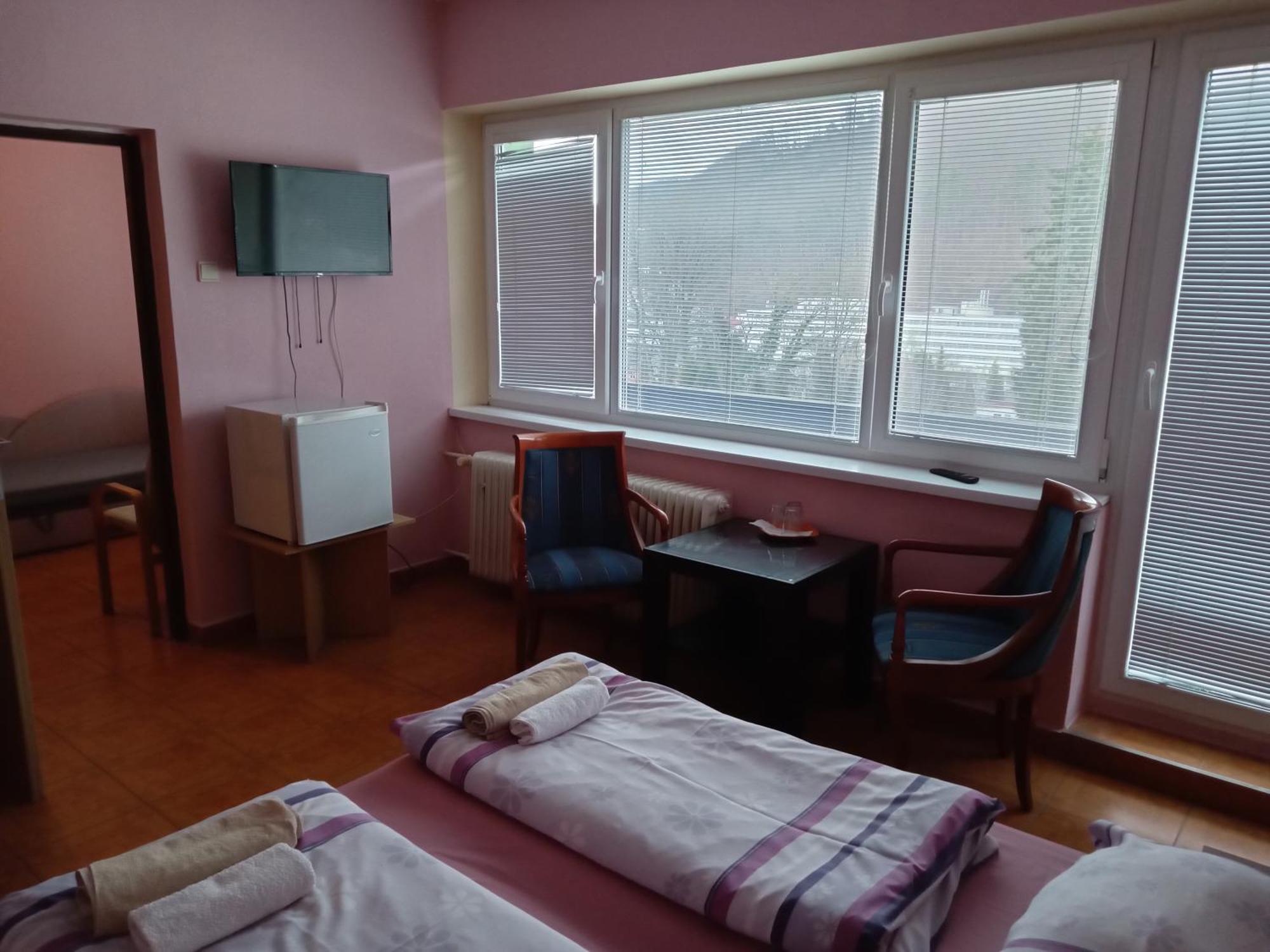 Garni Hotel Sonata Тренчианске-Теплице Экстерьер фото