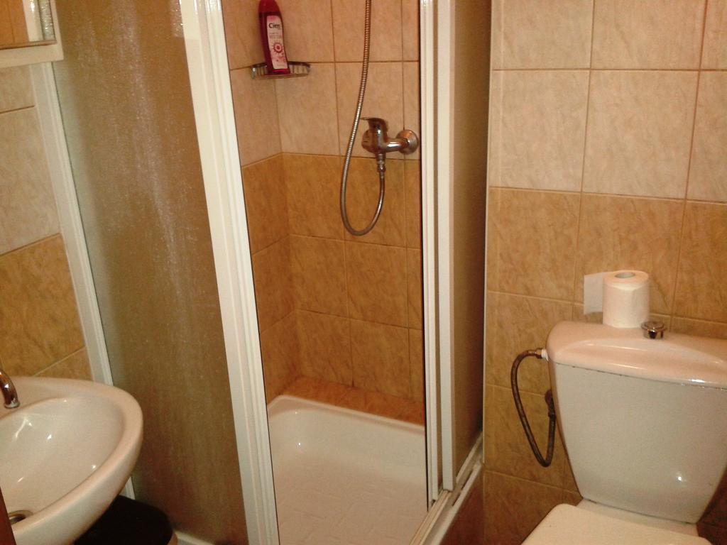 Garni Hotel Sonata Тренчианске-Теплице Экстерьер фото