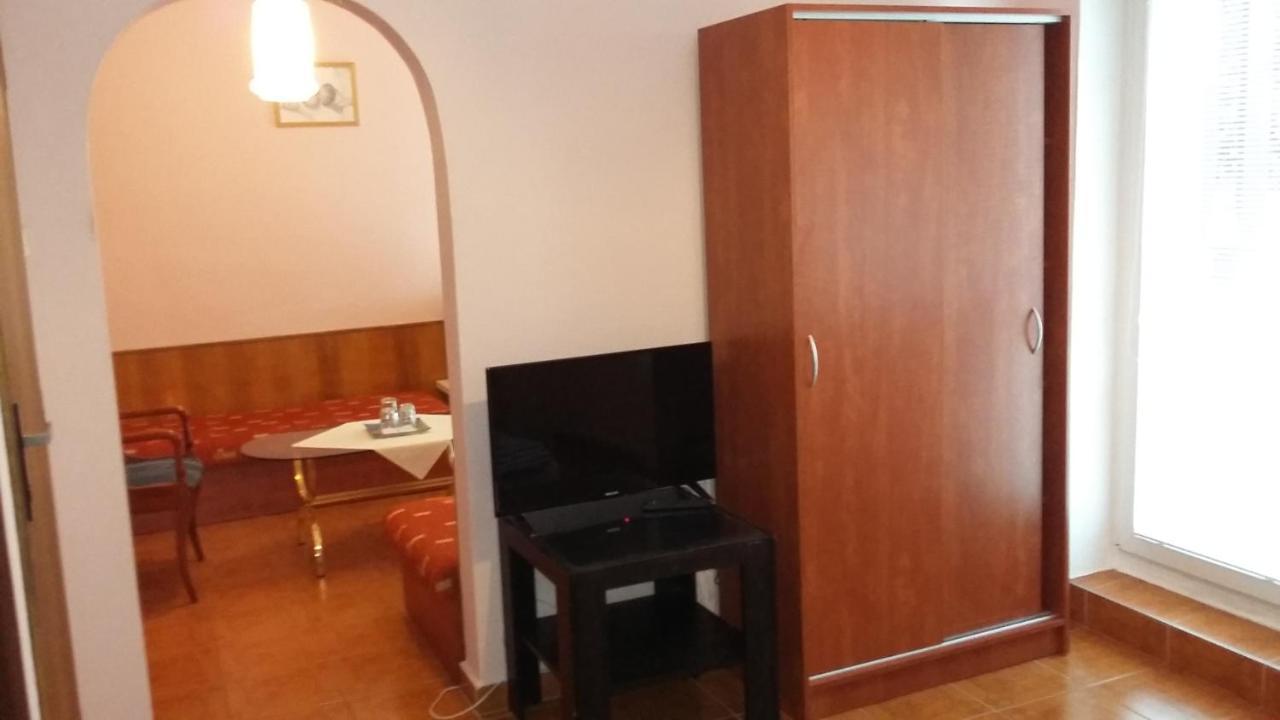Garni Hotel Sonata Тренчианске-Теплице Экстерьер фото